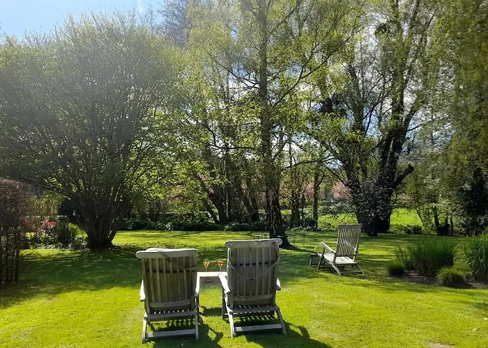 Moulin De Sevoux Bed & Breakfast 3*